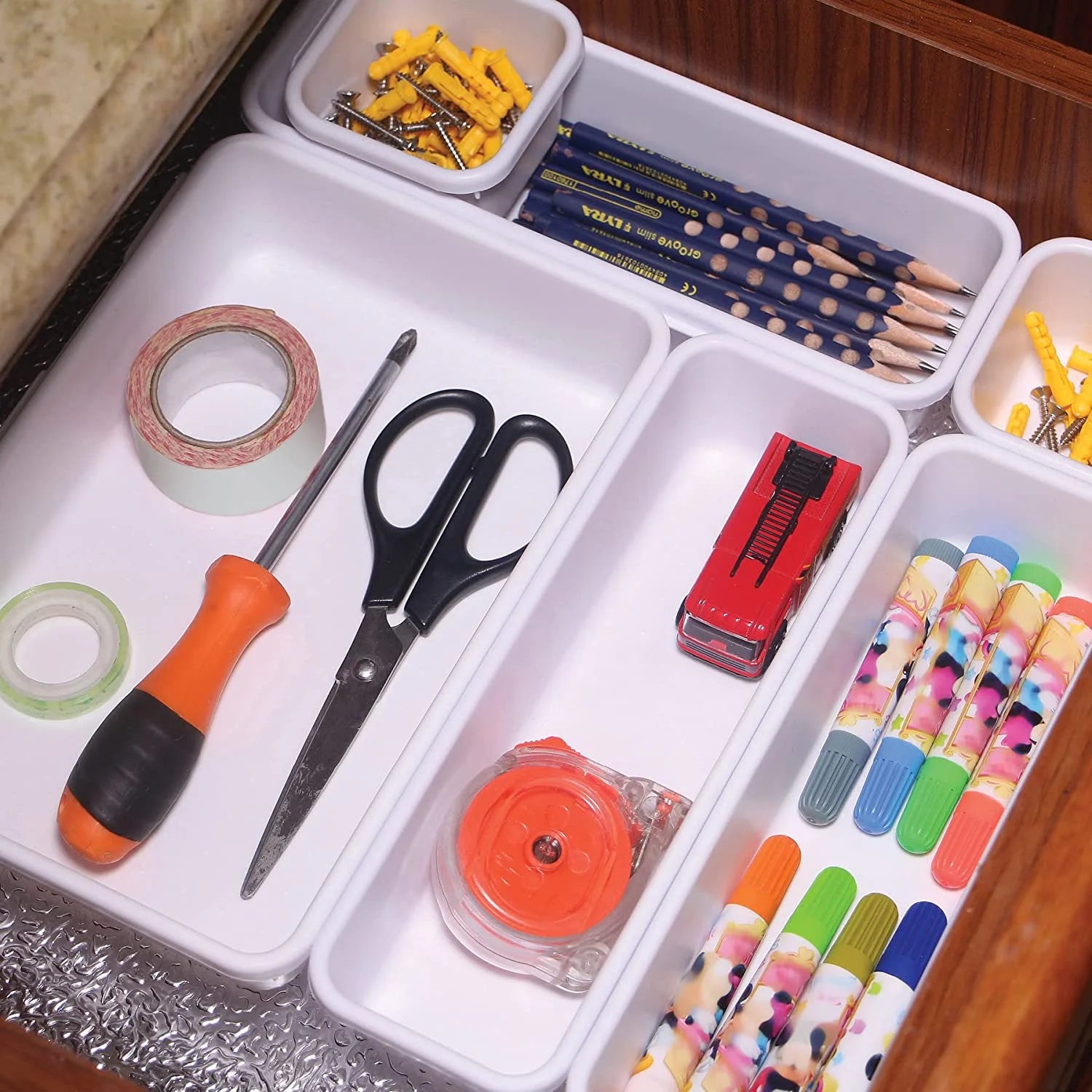 42 Pack Interlocking Drawer Organizer Trays with Dividers Y770326