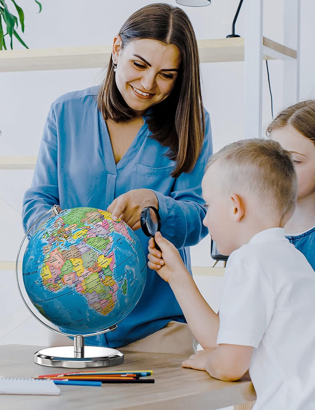 9" Illuminated Globe with Stand, LED Night Light for Kids Learning W4504