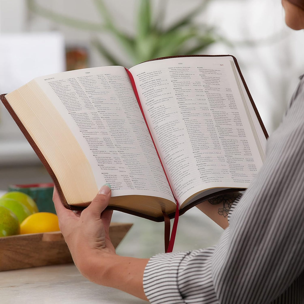 Reference Bible, Center-Column, Premium Goatskin Leather, Black, Red Letter Q11760