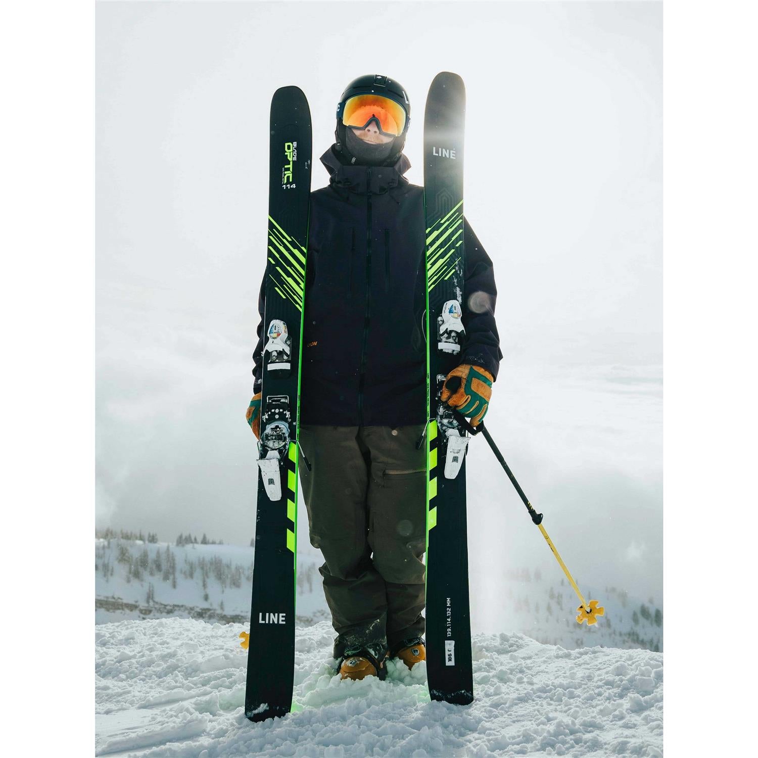 Skis 104 U84299