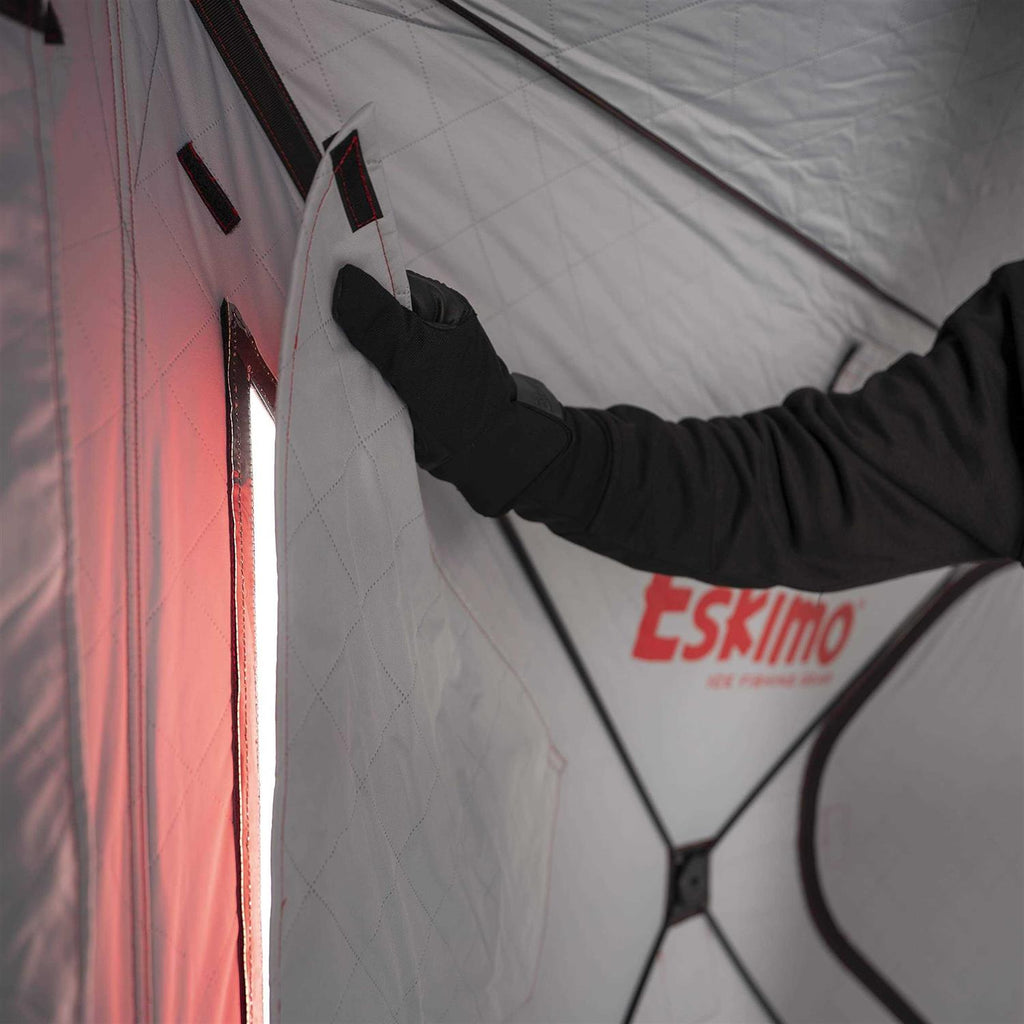 850XD Outbreak Ice Shelter C786546