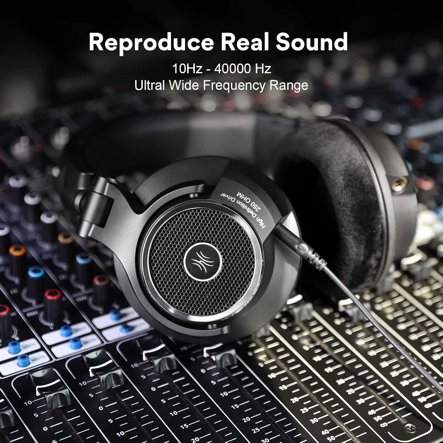 Open Back Studio Headphones for Mixing and Mastering, 250 Ohm L520