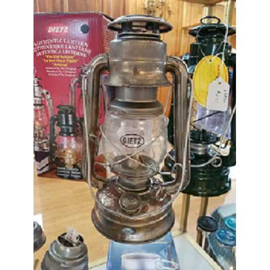 Oil Burning Lantern S419169