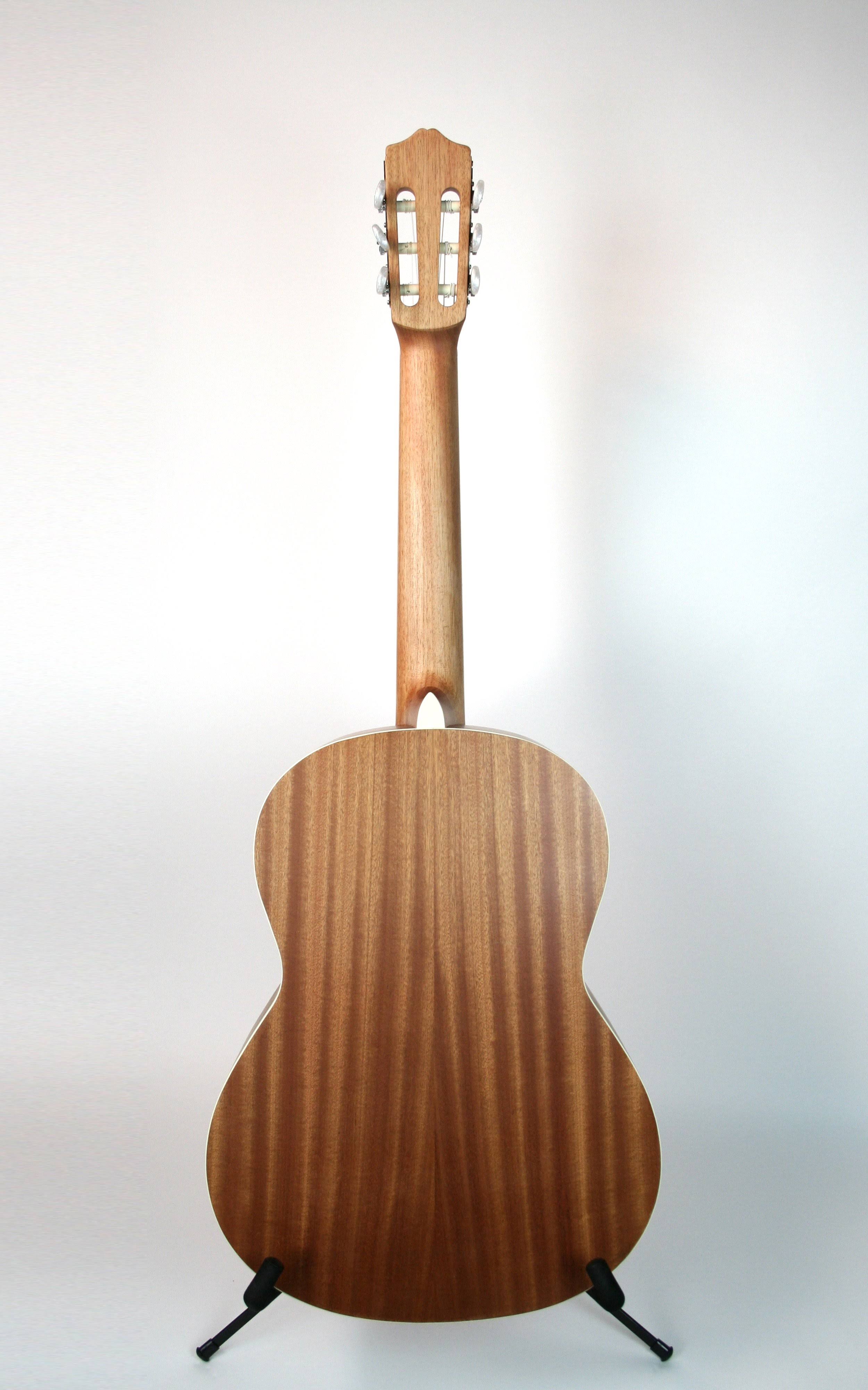Coral Classical Guitar K452006