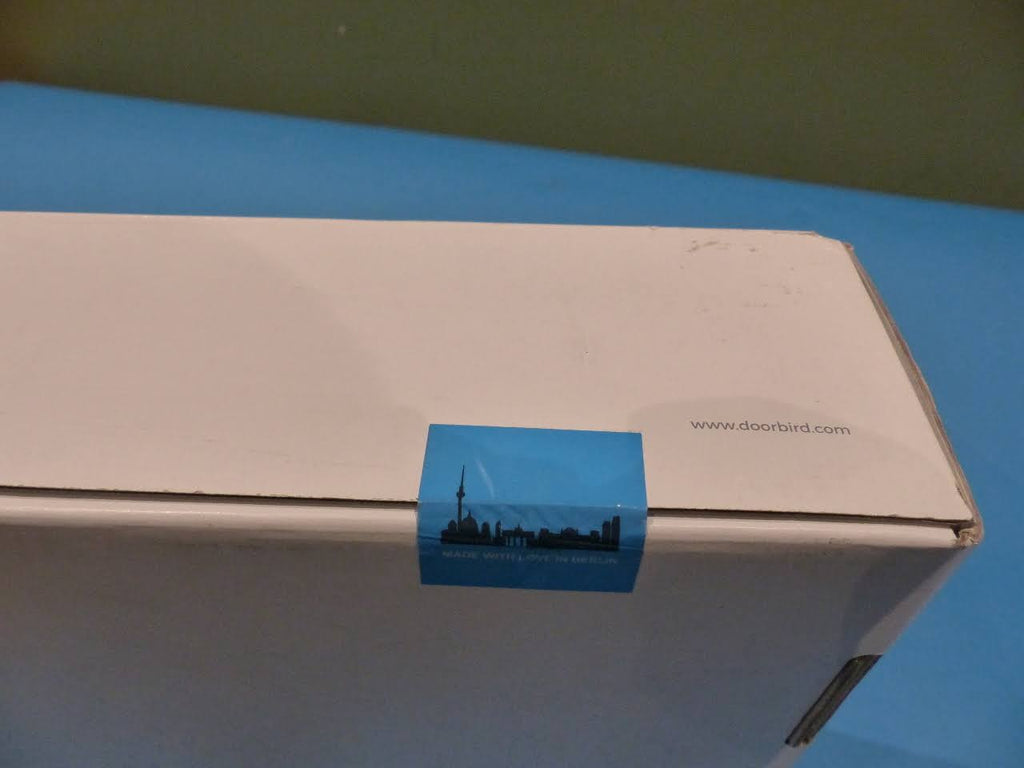 IP Video Door Station Flush-Mounted, PoE Capable Stainless Steel Y3220