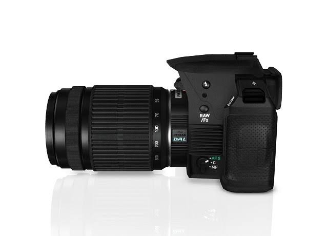 Digital SLR Camera with 18-55mm and 55-300mm Lenses Q55823
