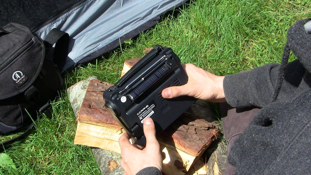Solar Emergency Crank Radio with AM FM NOAA Weather and LED Flashlight K1577